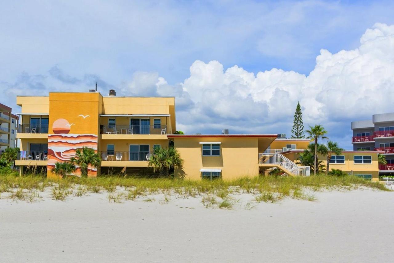 239 Surf Song Resort St. Pete Beach Exterior photo